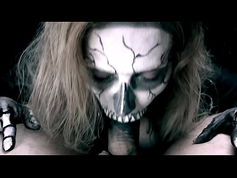 ❤️ Demon nighean sucking cock le a beul dubh agus slugadh cum. ❤  Pornografach  aig gd.pornoxlxx.ru